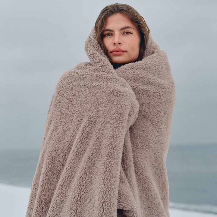 Hommey Faux Fur Throw Blanket - Warm Grey
