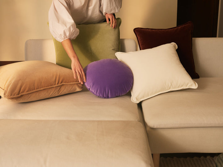 Hommey Junior Velvet Round Cushion - Grape