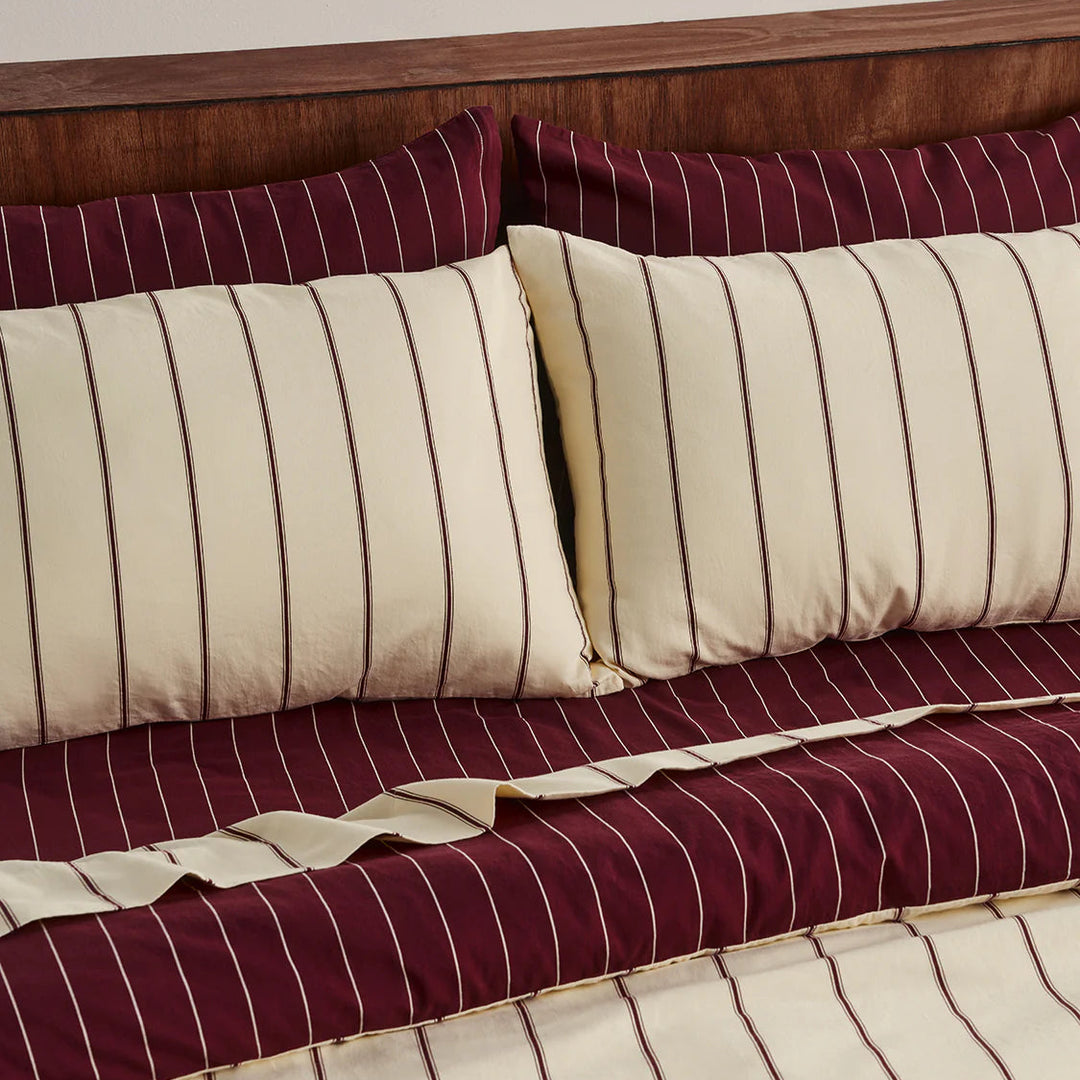 Hommey Quilt Cover - Chamomile / Wine