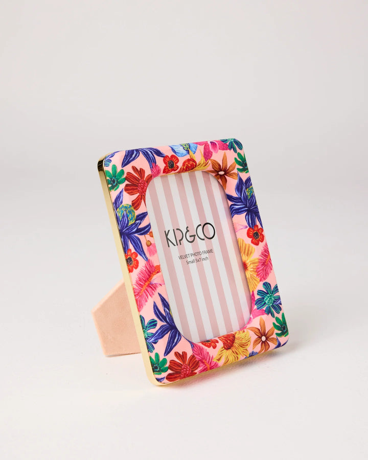 Kip & Co Wild Flowers In Bloom Oval Velvet Photo Frame