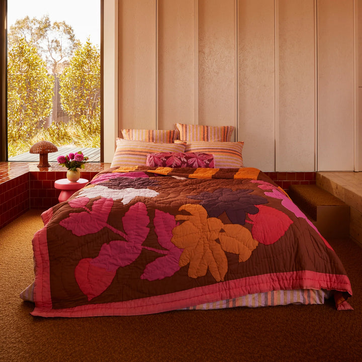 Bonnie & Neil Floral Appliqué Pink Bedspread