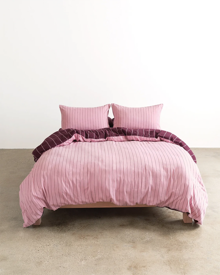 Hommey Quilt Cover - Mulberry / Aster