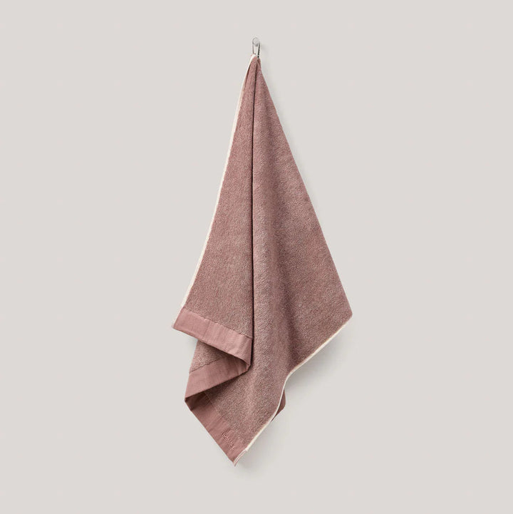 Hommey Bath Towel - Iris