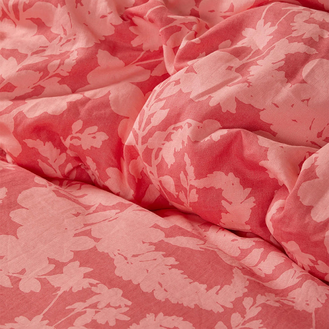 Bonnie & Neil Petal Pink Linen Quilt Cover