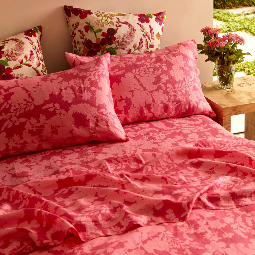 Bonnie & Neil Petal Pink Linen Quilt Cover