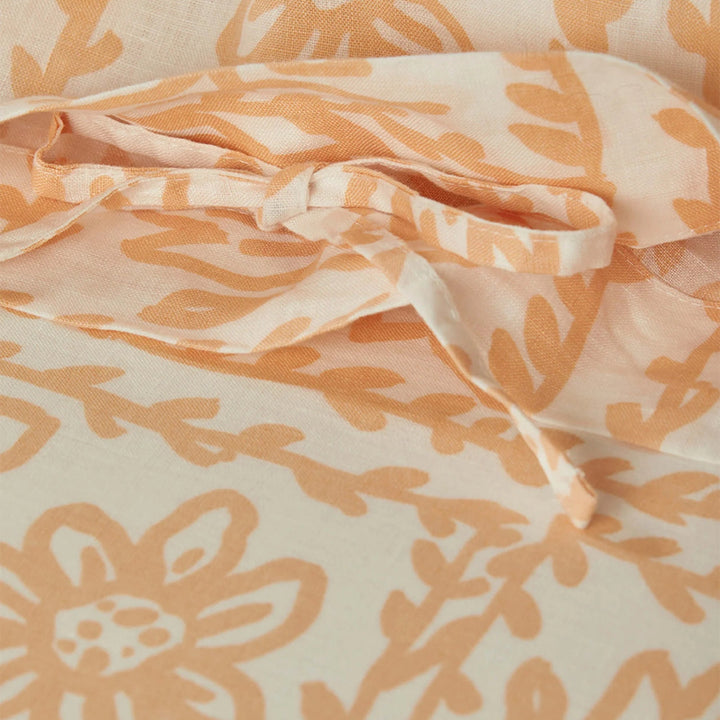 Bonnie & Neil Daisy Buff Linen Quilt Cover
