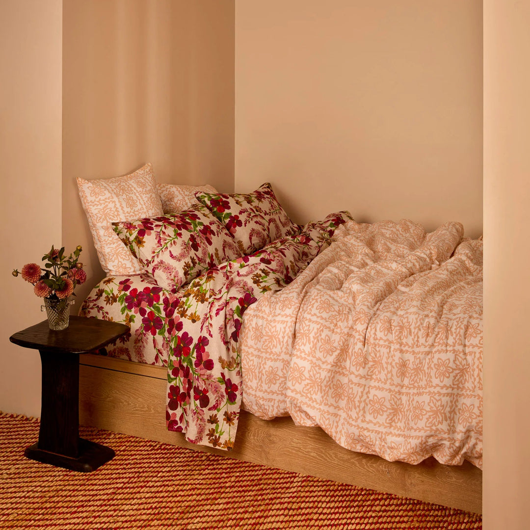 Bonnie & Neil Lupin Multi Linen Fitted Sheet