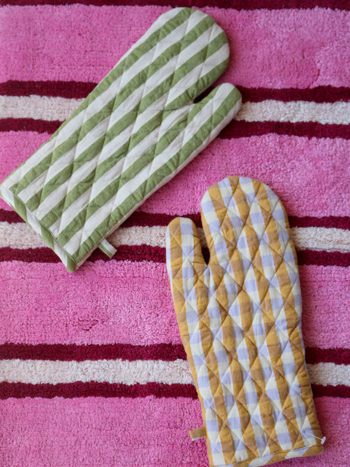 Mosey Me Mango Seersucker Oven Mitt