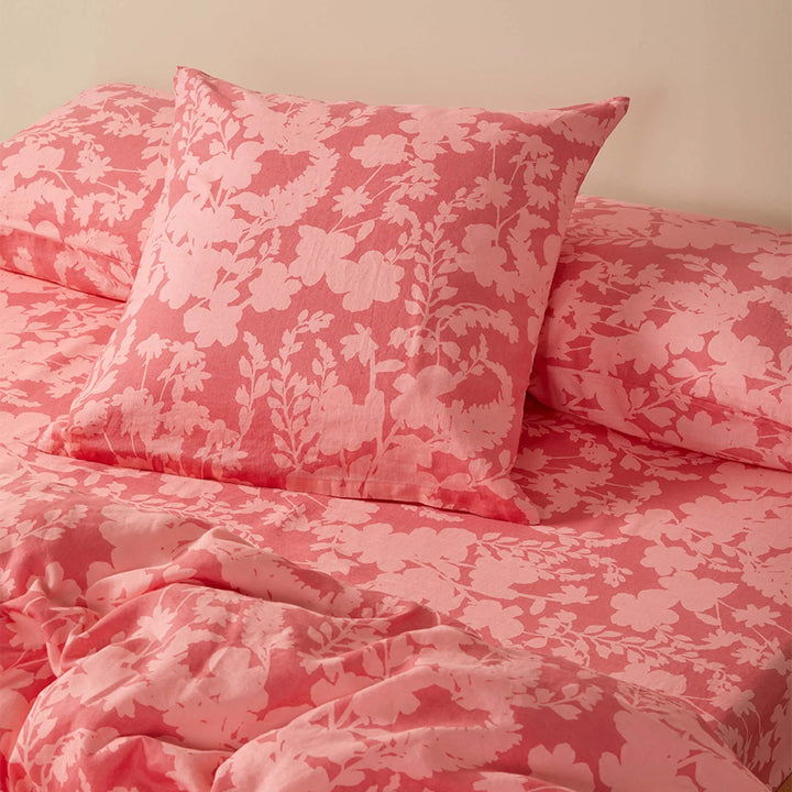 Bonnie & Neil Petal Pink Linen European Pillowcases