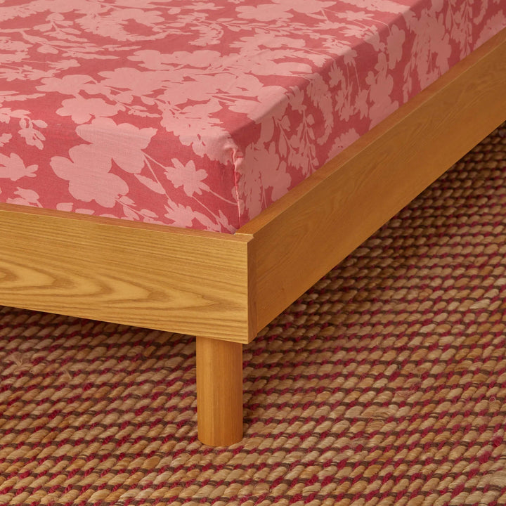 Bonnie & Neil Petal Pink Linen Fitted Sheet