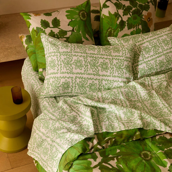 Bonnie & Neil Daisy Sage Linen Fitted Sheet