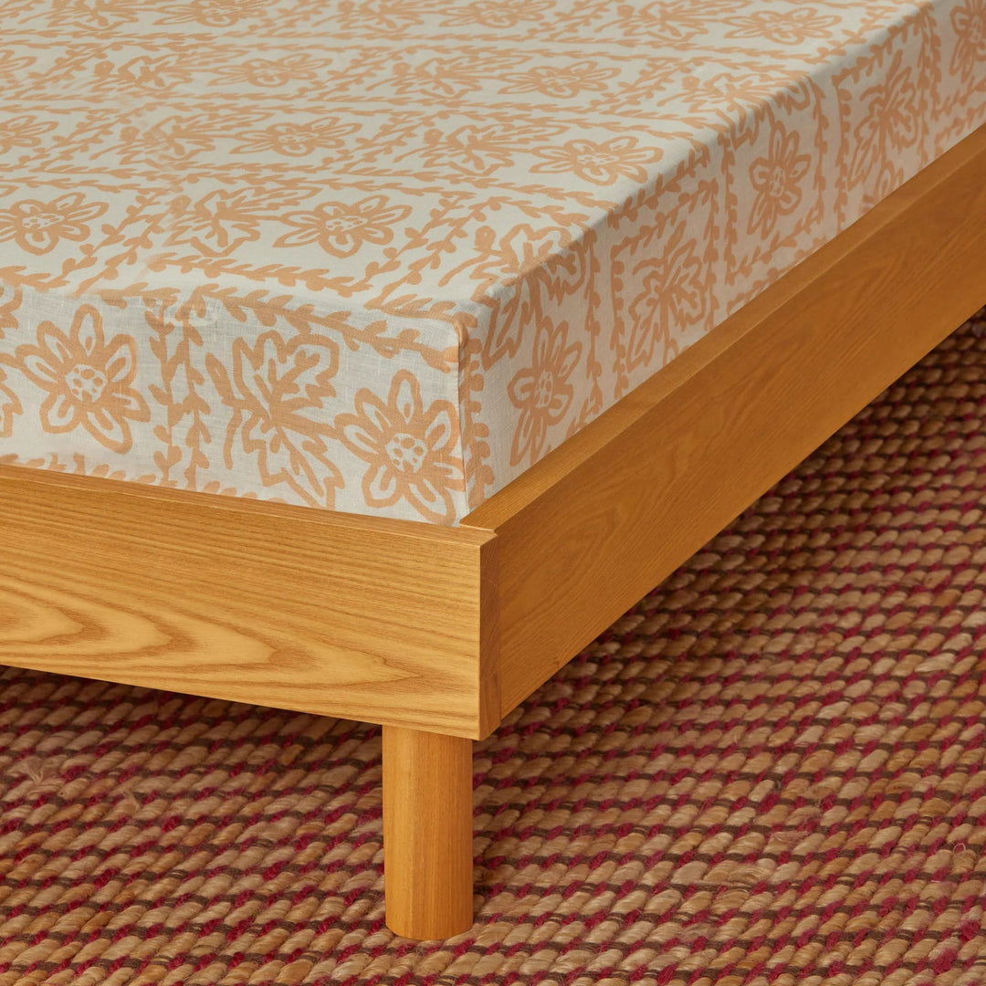 Bonnie & Neil Daisy Buff Linen Fitted Sheet