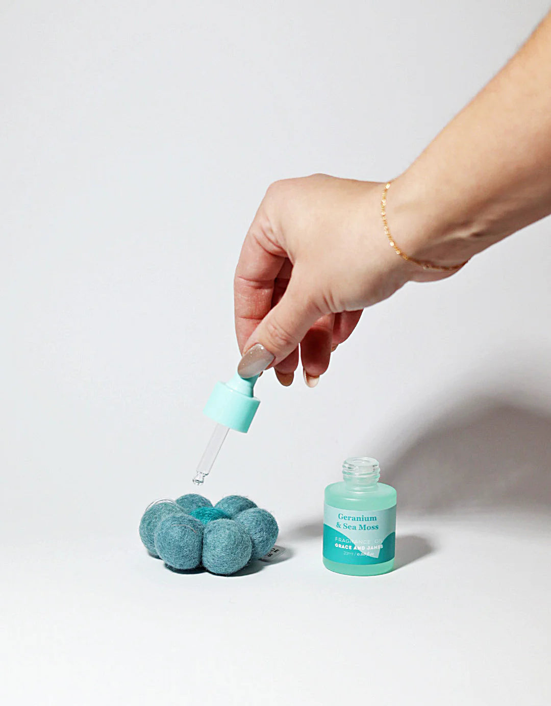 Grace and James Geranium & Sea Moss Felt Air Freshener
