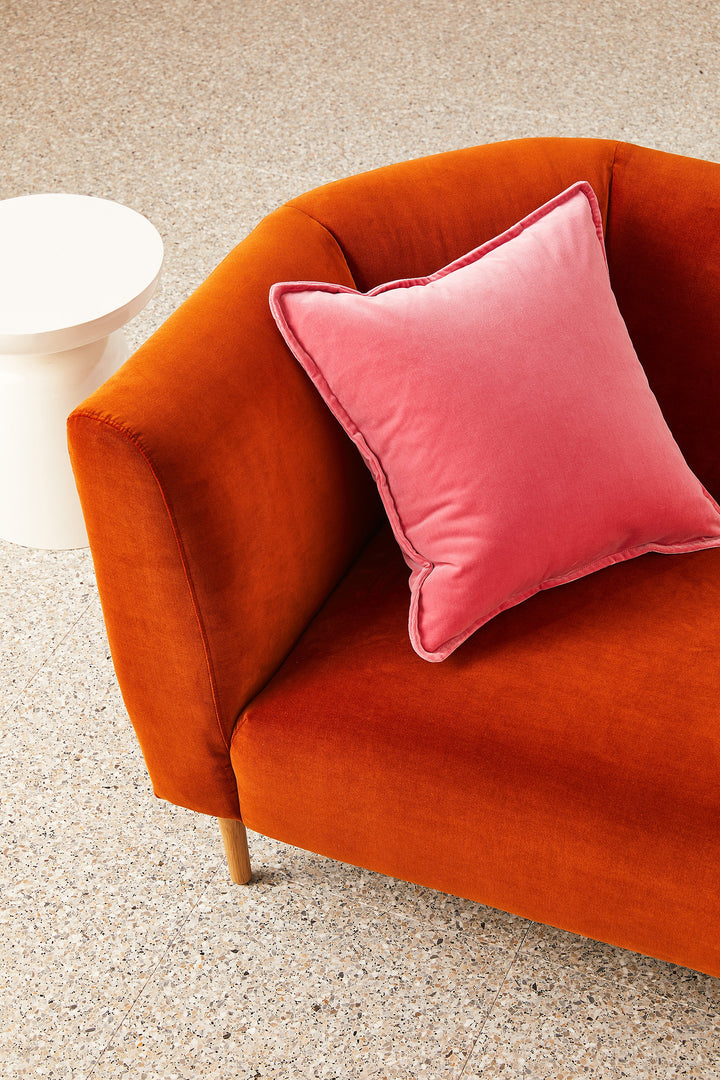 Hommey Velvet Cushion - Bubblegum