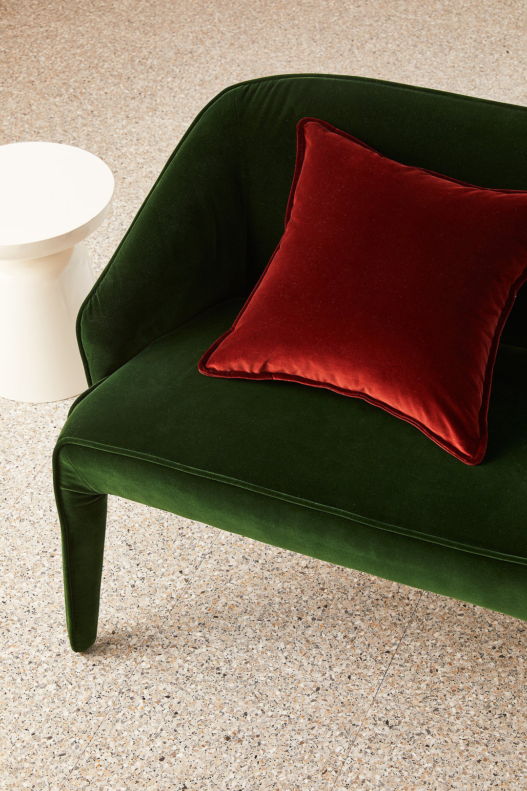 Hommey Velvet Cushion - Cognac