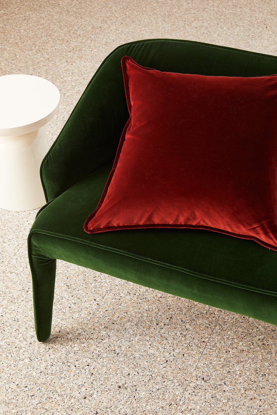 Hommey Velvet Cushion - Cognac