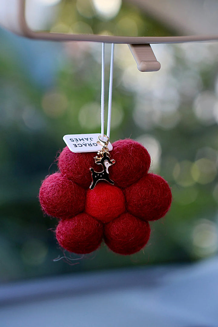 Grace and James Bloom Christmas Collection - Cedarleaf & Spice Air Freshener