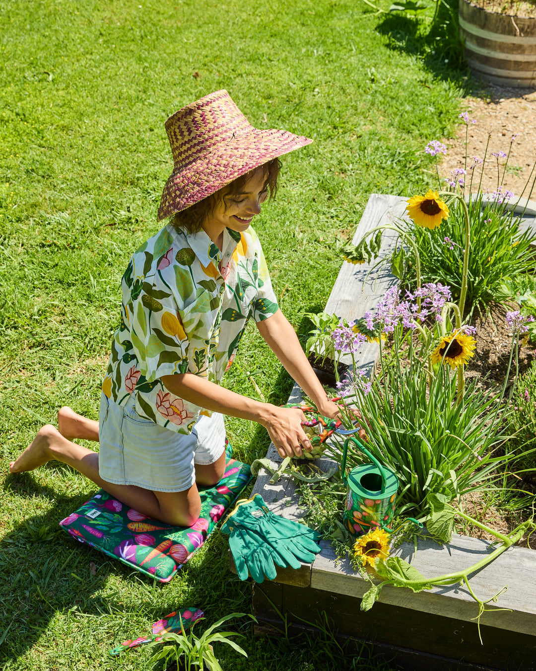 Kip & Co Veggie Soup Garden Tools and Gloves Set