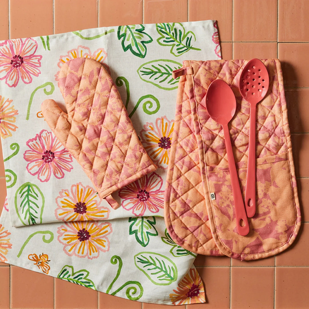 Bonnie & Neil Herbs Pink Peach Long Pot Holder