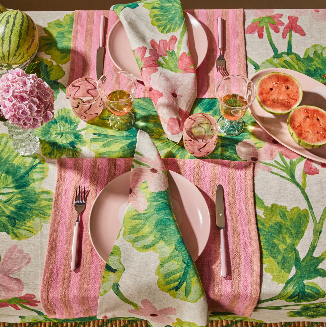 Bonnie & Neil Jardin Pink Plate