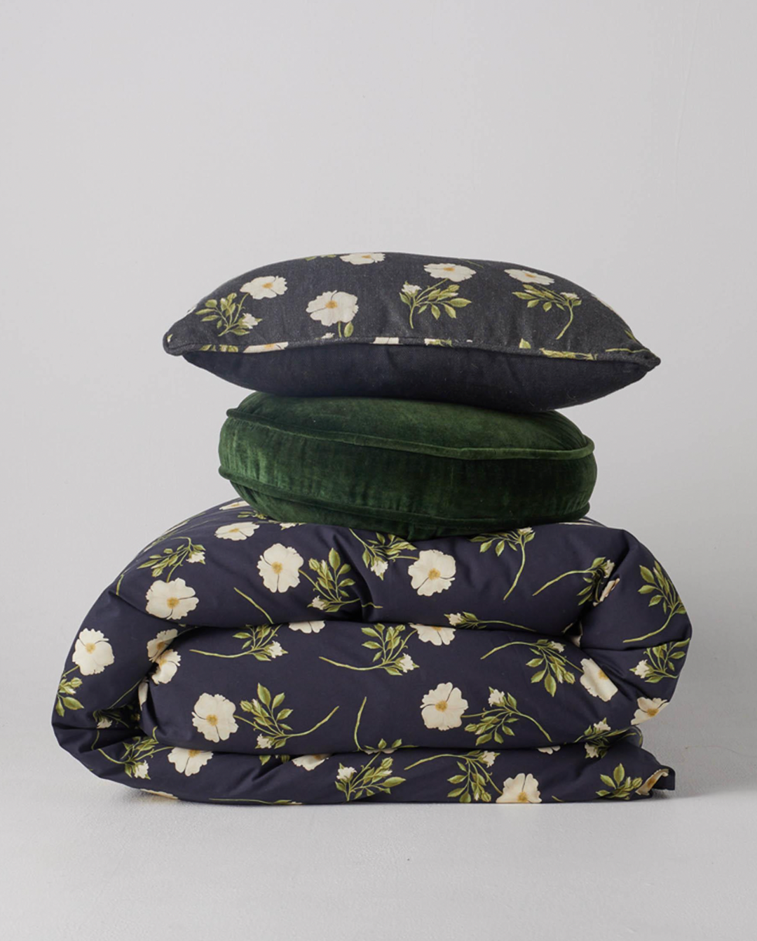 Kip & Co Kombu Green Velvet Pea Cushion