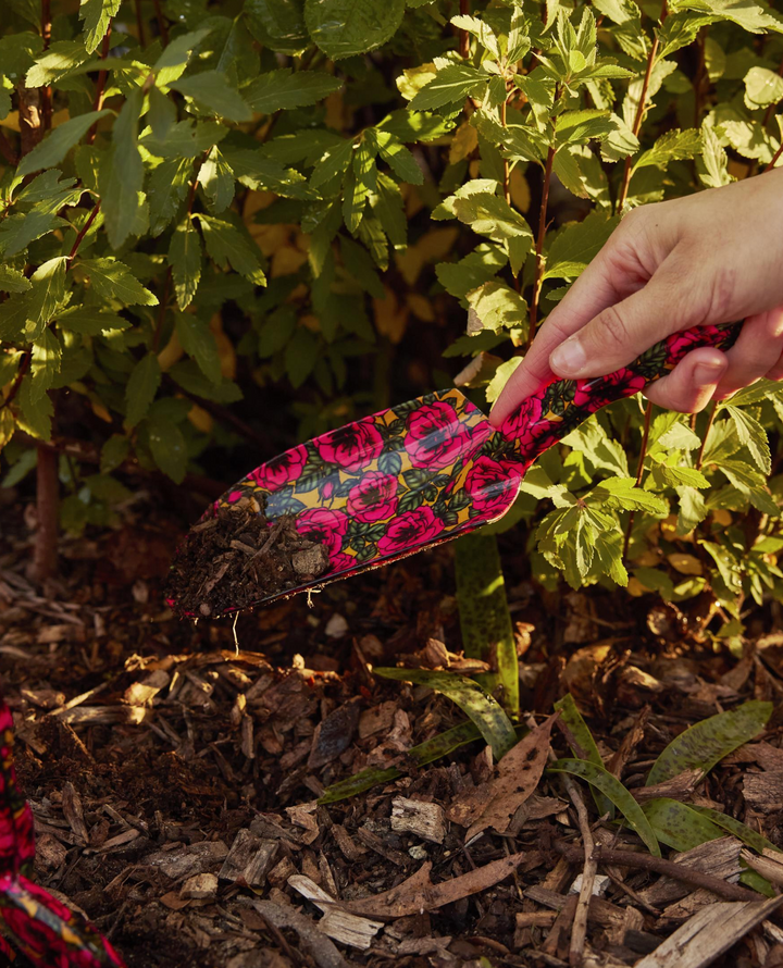Kip & Co Golden Peony Garden Tools and Gloves Set