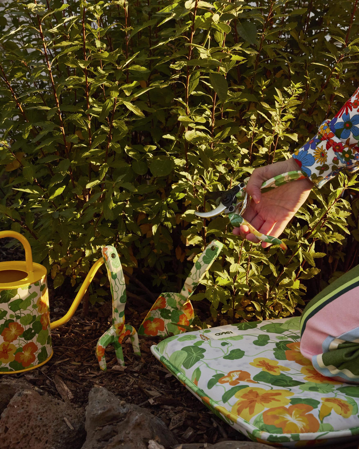 Kip & Co Nasturtium Garden Kneeling Mat