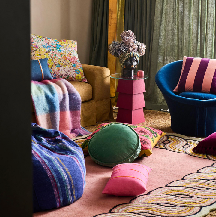 Kip & Co Pistachio Velvet Pea Cushion