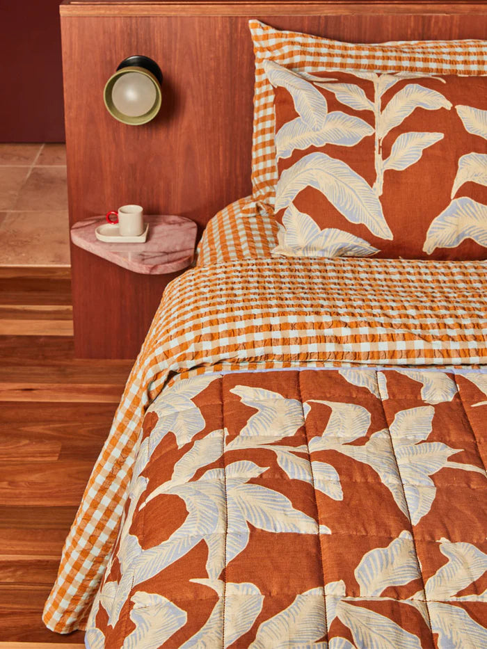 Mosey Me Honey Blue Seersucker Quilt Cover