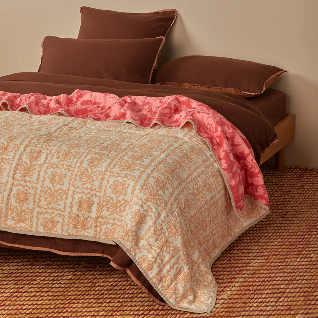 Bonnie & Neil Petal Pink & Daisy Buff Linen Quilted Throw