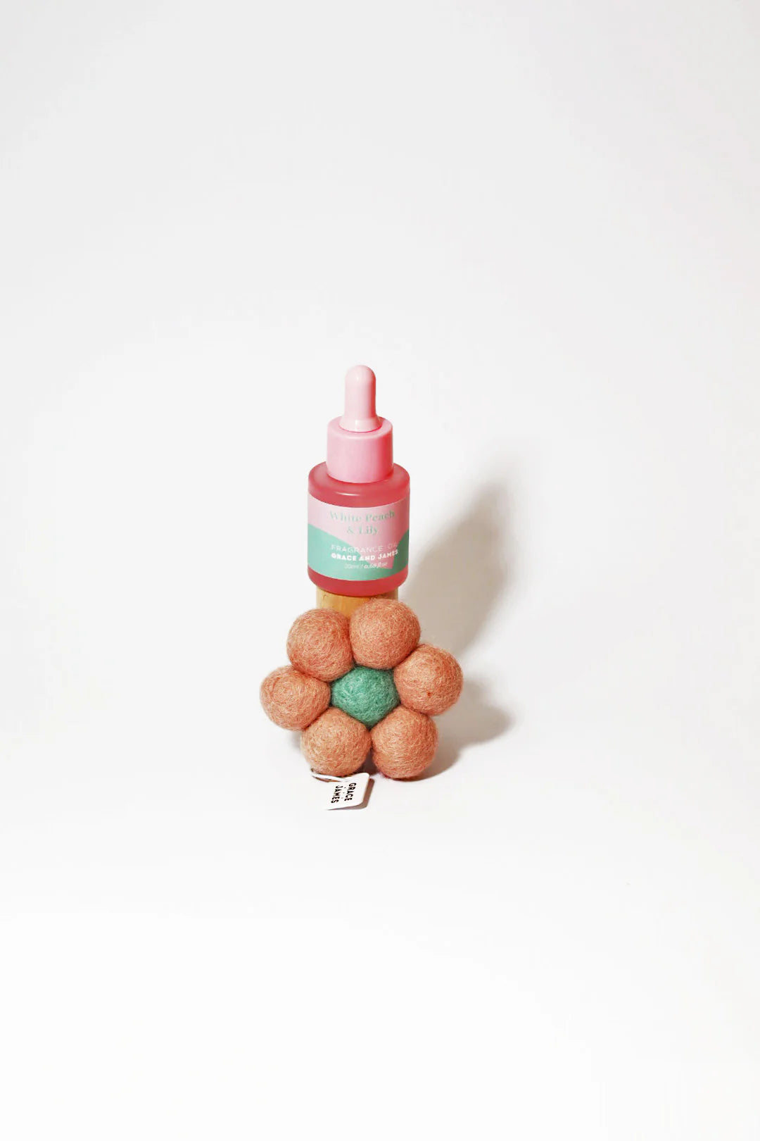 Grace and James White Peach & Lily Felt Air Freshener