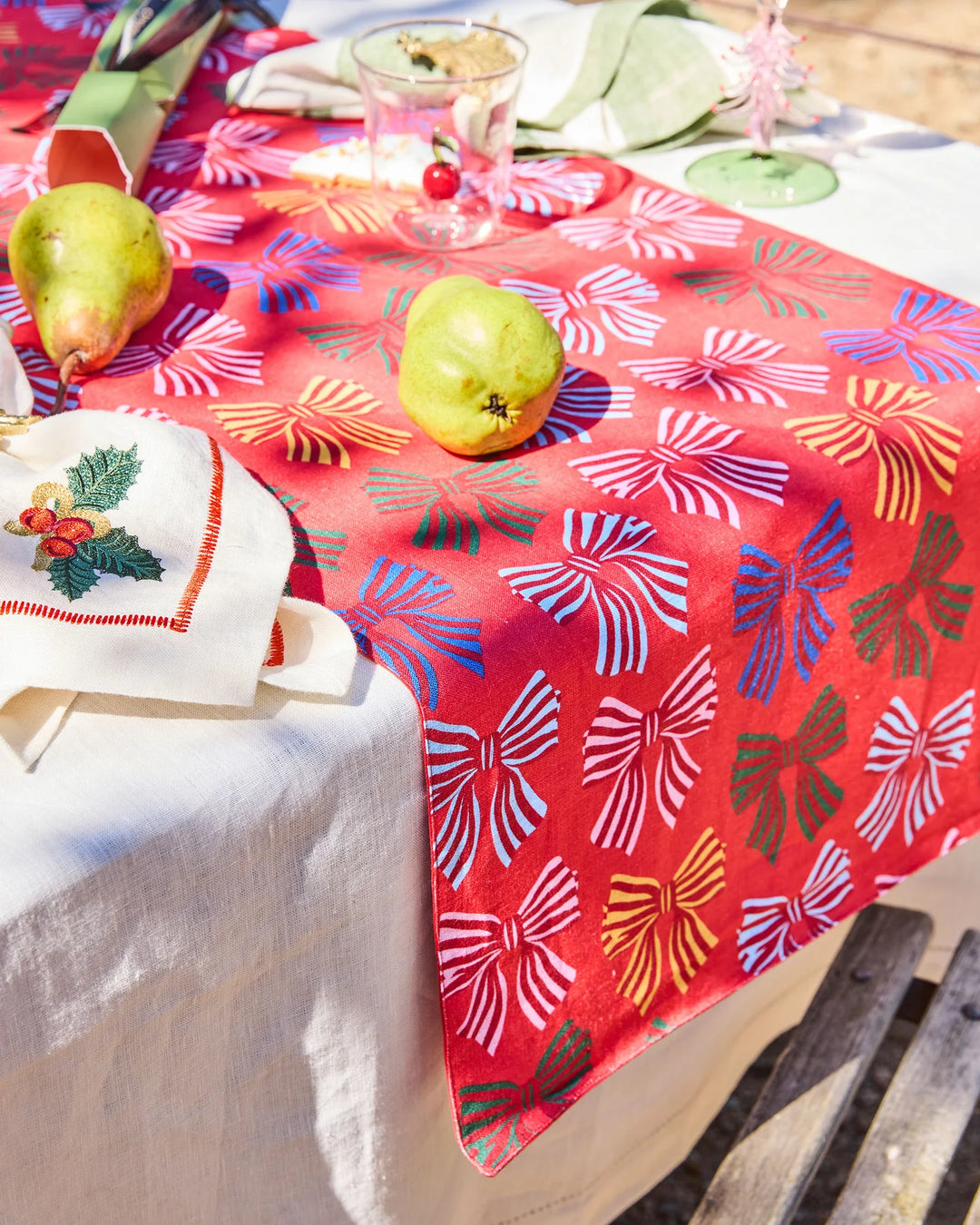 Kip & Co Festive Bow Table Runner