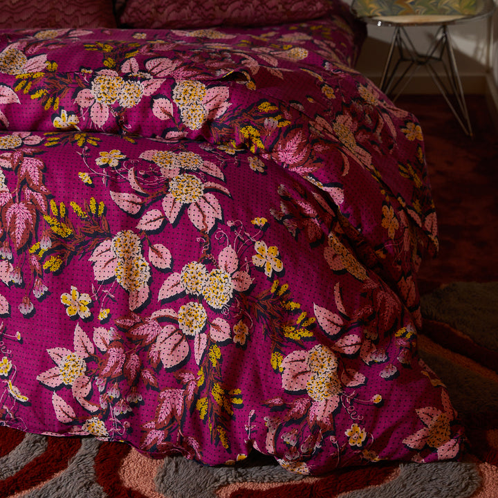 Sage x Clare Heidi Linen Quilt Cover - Mulberry