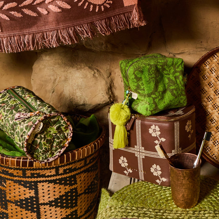 Sage x Clare Magnolia Makeup Bag - Cactus Green