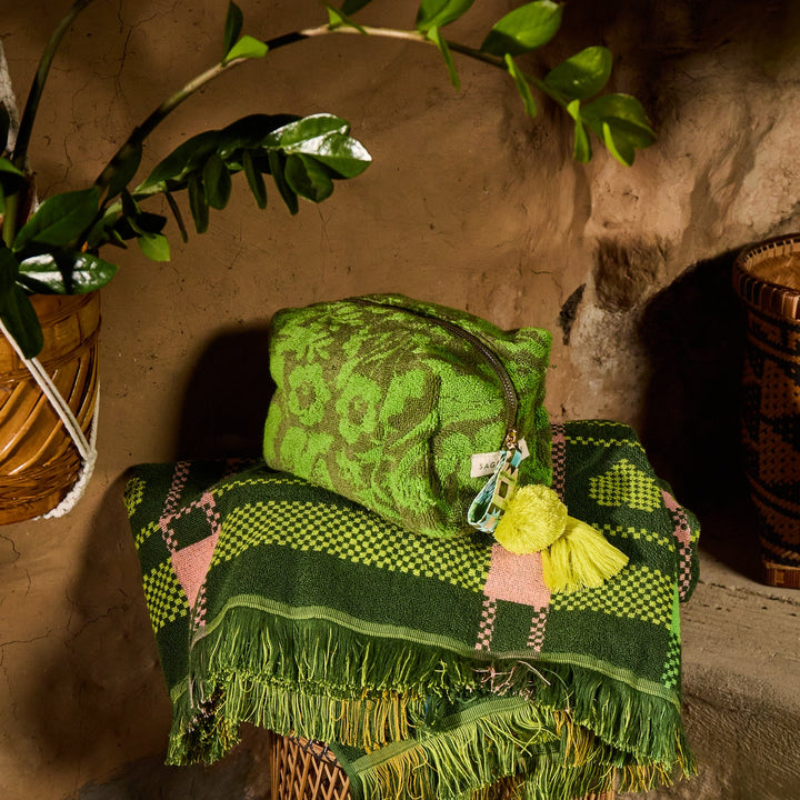 Sage x Clare Indiana Terry Pouch - Cactus Green