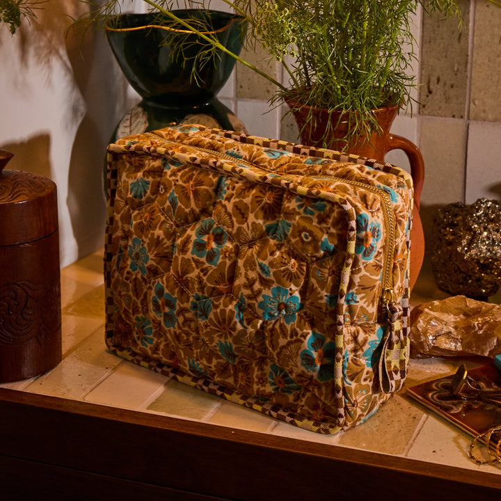 Sage x Clare Magnolia Vanity Bag - Turquoise