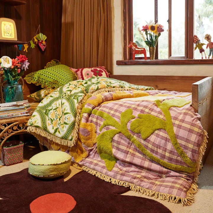 Sage x Clare sla Tufted Bedcover