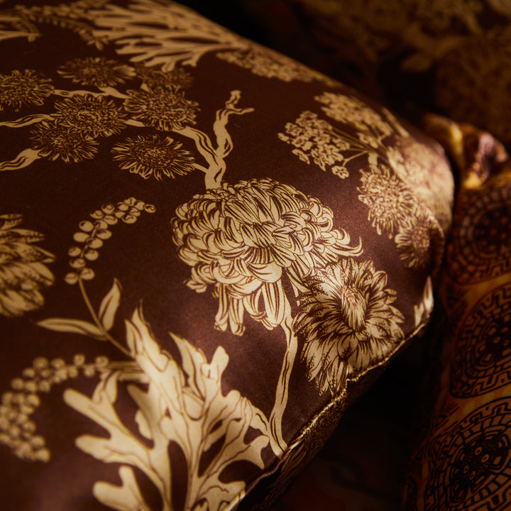 Sage x Clare Delphine Silk Pillowcase - Dolce