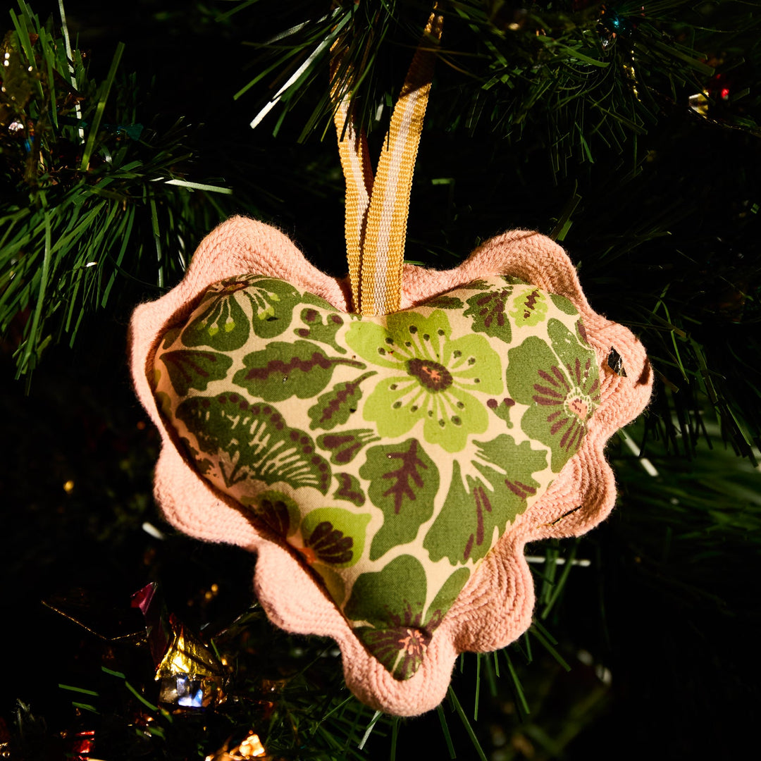 Sage x Clare Magnolia Cotton Heart Decoration - Cactus Green