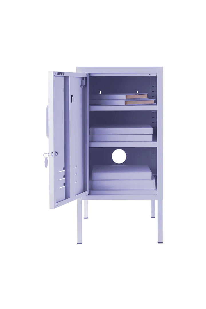 Shorty-to-the-left_lilac_mustard-made_locker_open_styled_1080x