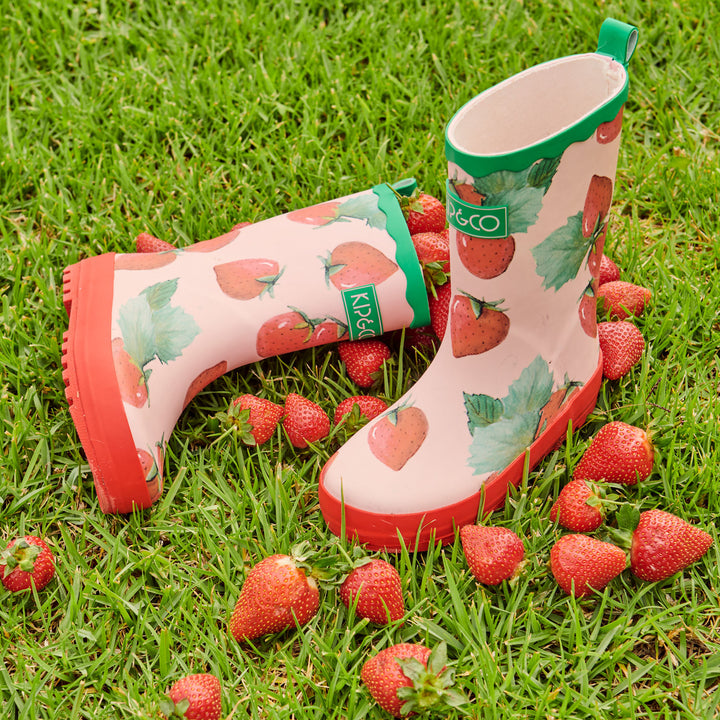strawberry-delight-gumboots-kip-co